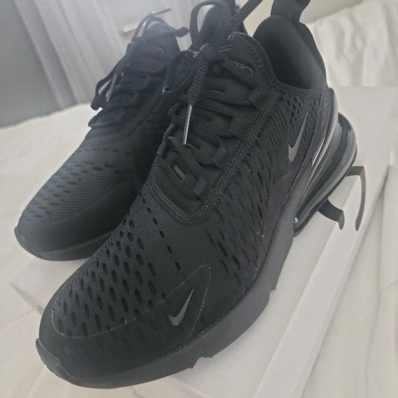 Nike Black/Black/Black W Air Max 270 Box Label main image 1